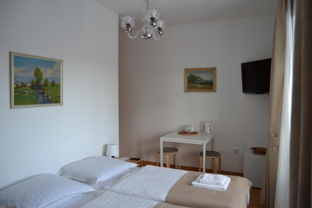 Pension Nika Praga Exterior foto